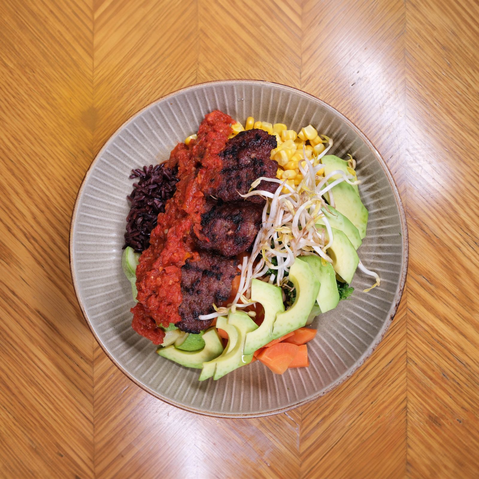 Izgara Et Köfte Bowl