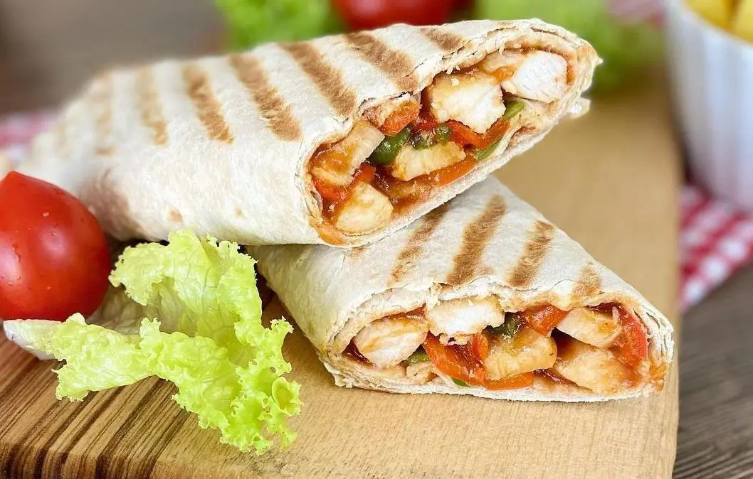 Tavuklu Ispanaklı Wrap